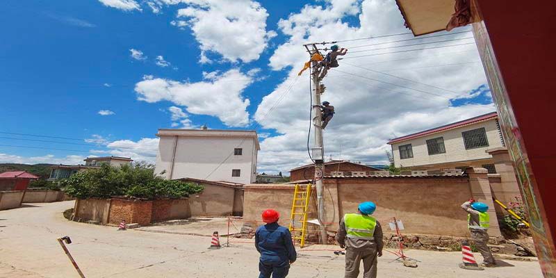  Introducing new technology to address low-voltage transformer substation three-phase imbalance, enhancing the quality of power supply in the transformer substation.